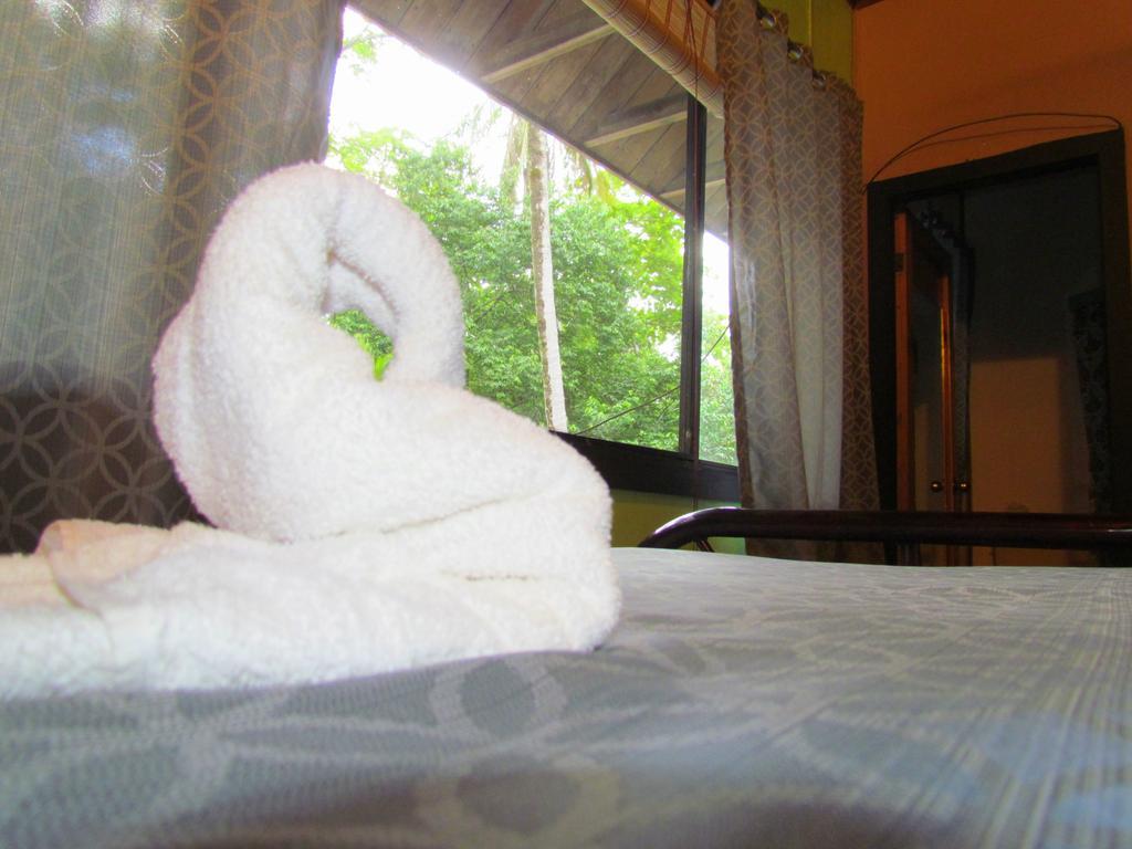 Kacha B&B Beach Front Мануель-Антоніо Номер фото